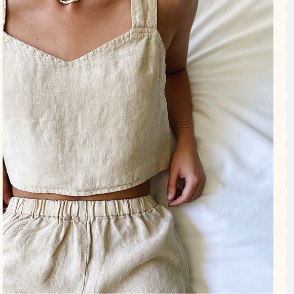 MATE the Label Cream Crop Top - Picture 4 of 9